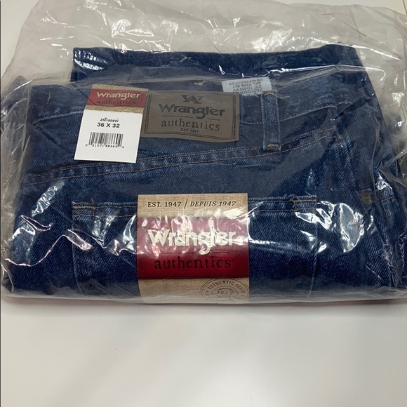 Wrangler Other - Wrangler Men’s Jeans 👖 NWT!